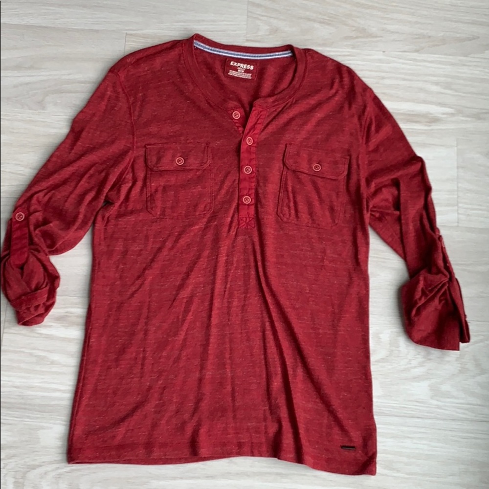 Men’s Express three quarter sleeve red Henley sz M